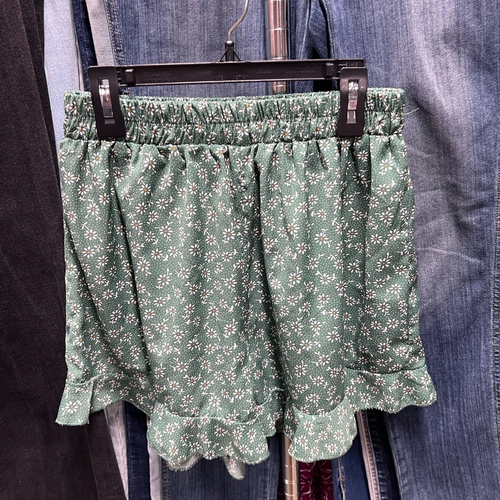 Womens skorts size L
